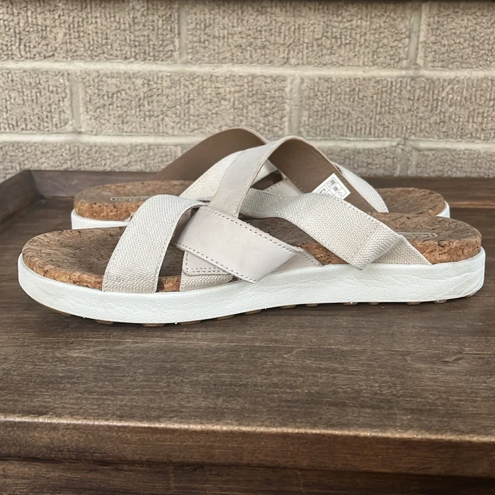 KEEN ELLE MIXED SLIDE BIRCH Women’s Size 11 - Picture 7 of 12